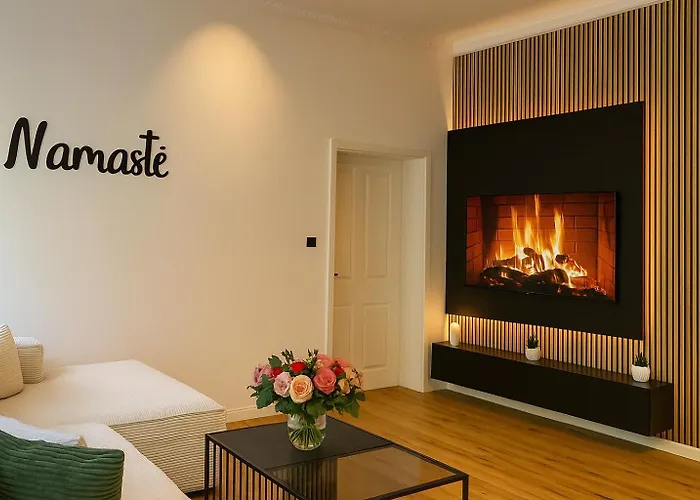 Namaste Homes - Luxus-apartment Mit Whirlpool & Garage דירה באד וינדסהיים
